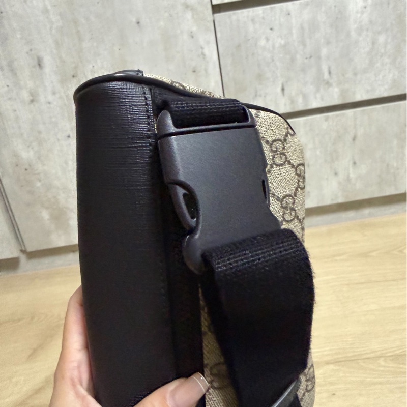 GUCCI GG Supreme 印花 PVC 皮革 腰包 胸口包 胸包 斜背包-28