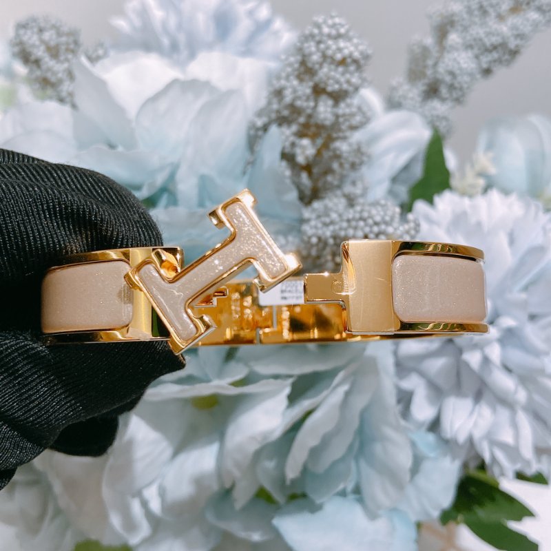 TW4865 Hermes 愛馬仕 H手鐲 奶茶灰 Clic H Glitter Bracelet PM Marron Glace-5