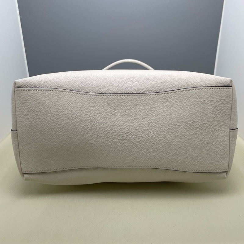 99新PRADA/普拉達 金色硬件手提包 芯片款 尺寸:33×30×13cm 附件:塵袋-5