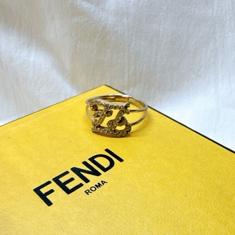 二手正品Fendi芬迪Karligraphy鑲鑽金色戒指 fendi戒指 fendi飾品 fendi金戒