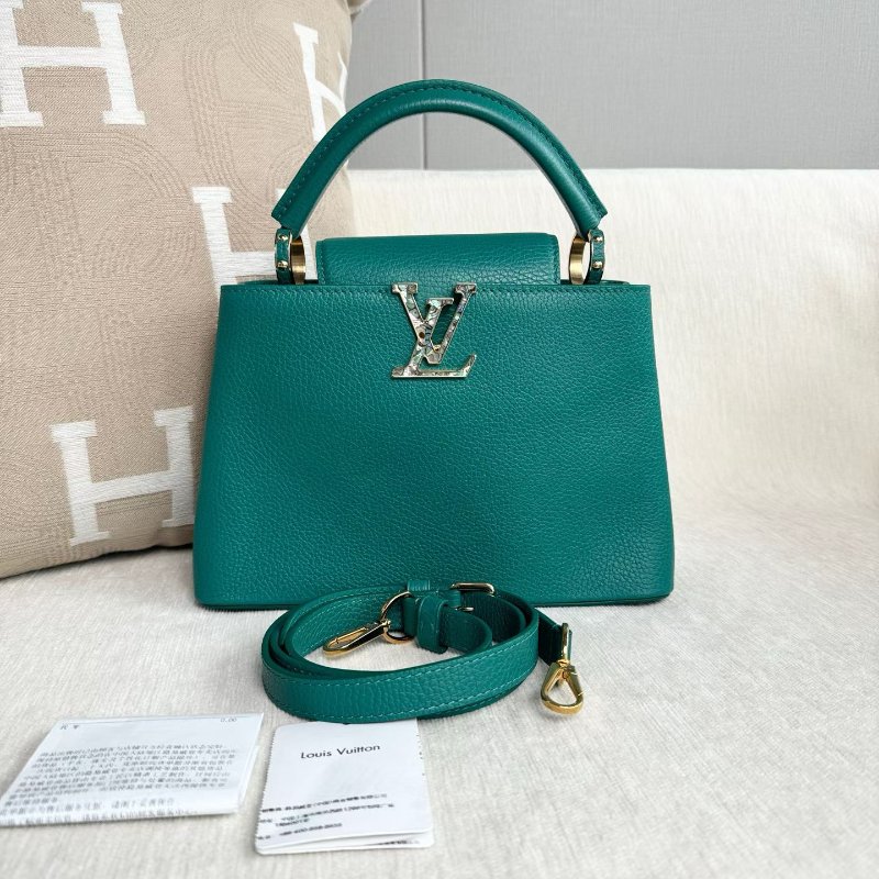 LV CapucinesBB手提斜背包 綠色 金扣 牛皮 26.5*17*9 99新配件肩帶 購證 塵袋-1