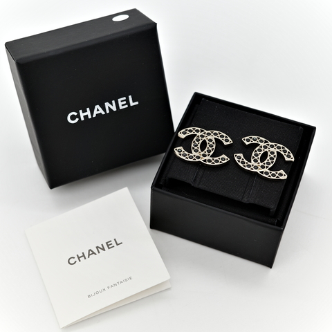 Chanel香奈兒 CC Logo 黑水鑽 耳針 耳環