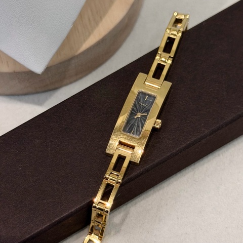 Gucci 中古石英金色女錶 O730