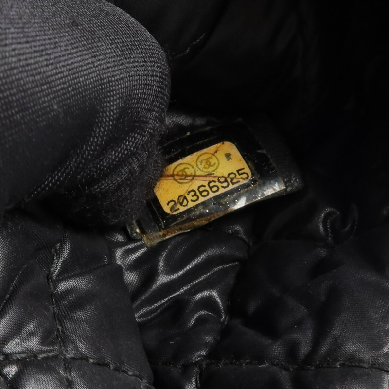 CHANEL 漆皮皮革Classic Mini O Case零錢包/卡片套-14
