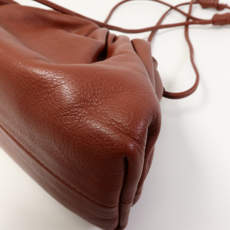 BOTTEGA VENETA 牛皮皮革The Mini Pouch肩背袋-10