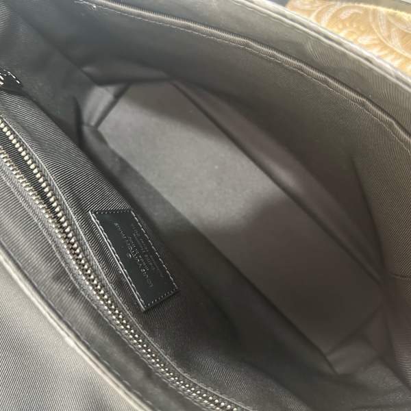 LV 黑灰原花銀釦Messenger Voyager PM下蓋插釦式斜背郵差包M40511-10