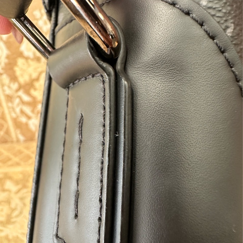 LV 黑灰原花銀釦Messenger Voyager PM下蓋插釦式斜背郵差包M40511-15