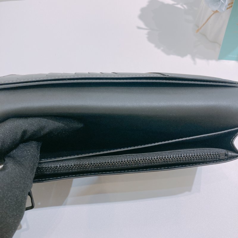 TW4862 Louis Vuitton 路易威登 全黑 長款錢包 皮革压印M69038 Brazza Wallet Monogram Shadow Leather Black-10