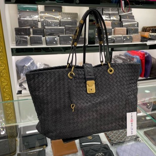 東區正精品㊣BV Bottega Veneta 162197 黑色全皮編織釦子肩背包手提包 RZ3529-1