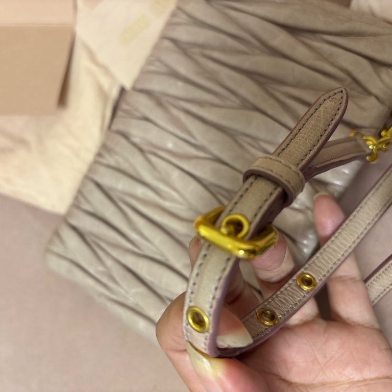 Vintage Miu Miu Matelassé Lux RP0380 皺皺包_粉-15