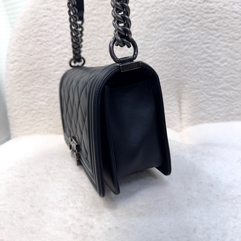 香奈兒CHANEL黑色小牛皮銀釦大菱格紋BOY25肩背包A67086 經典帥氣天菜 🖤-11