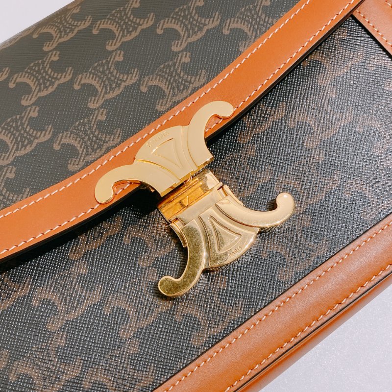 TW4868 Celine 塞琳 經典凱旋門logo 卡扣翻蓋包包 Classic Triomphe in Triomphe Canvas and Calfskin Tan x GHW-9