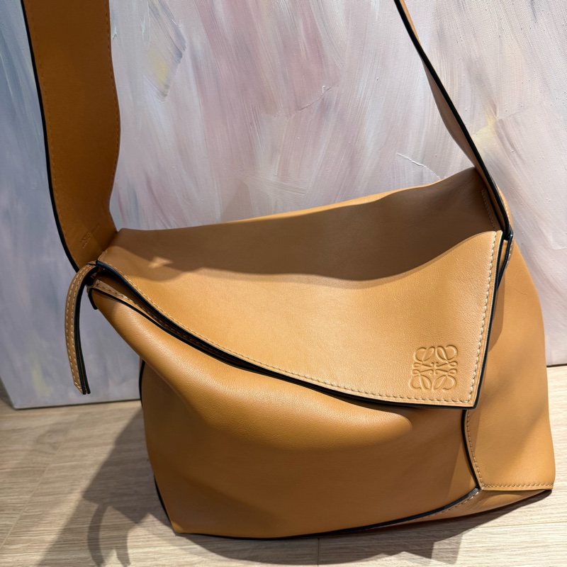 Loewe大puzzle hobo斜背包包-0