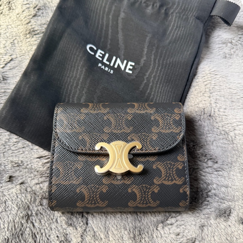 Celine 老花三折短夾-0