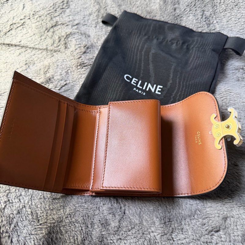 Celine 老花三折短夾-1