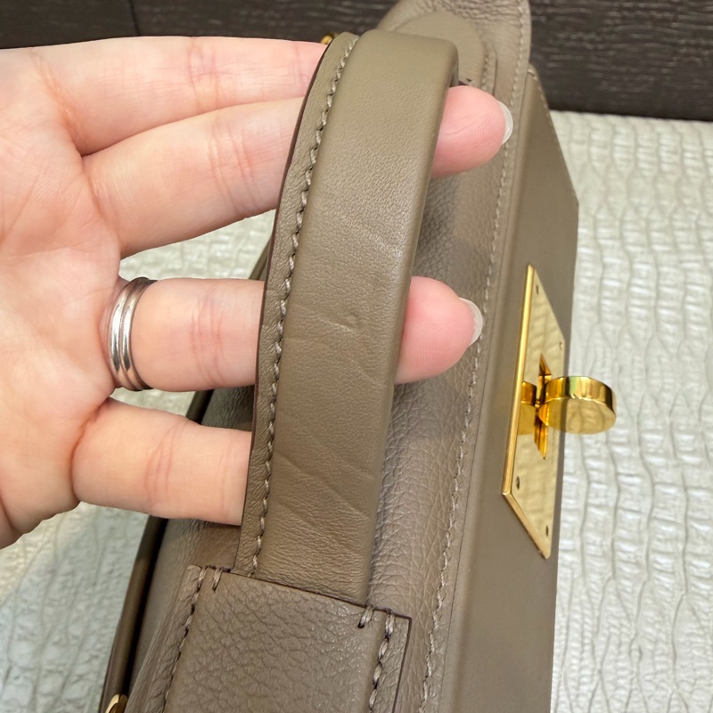 Hermes 大象灰Evercolor金釦Mini 2424-4
