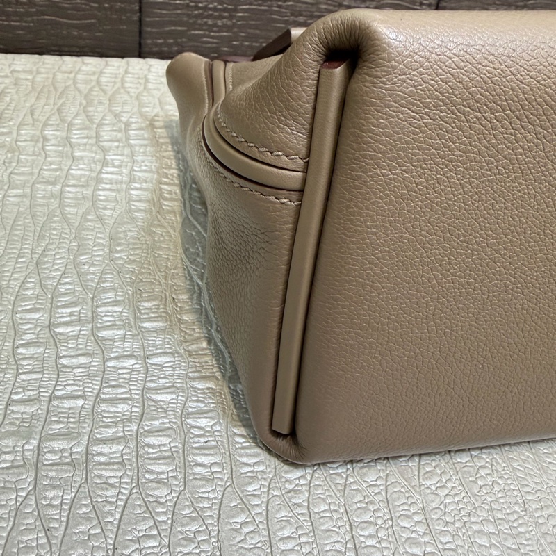 Hermes 大象灰Evercolor金釦Mini 2424-7