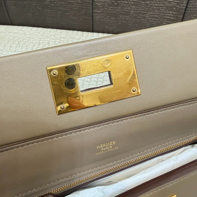 Hermes 大象灰Evercolor金釦Mini 2424-10