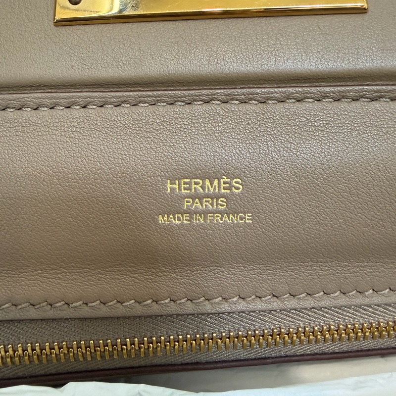 Hermes 大象灰Evercolor金釦Mini 2424-11