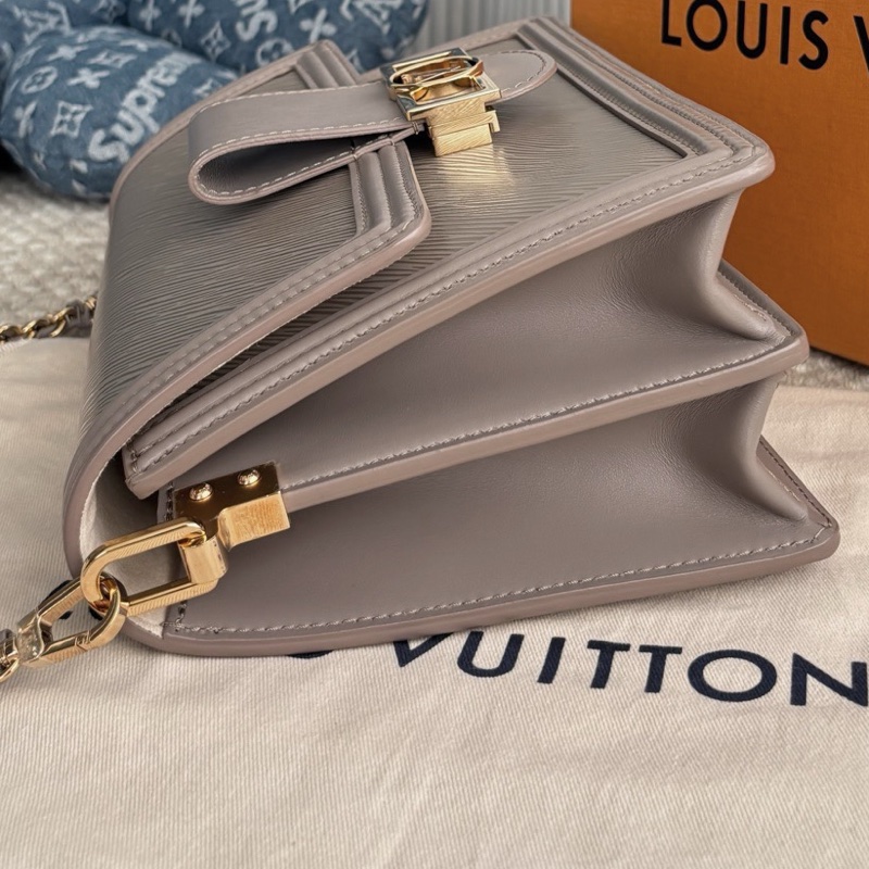 Louis Vuitton路易威登 大象灰水波紋牛皮單肩包 底長25。-3