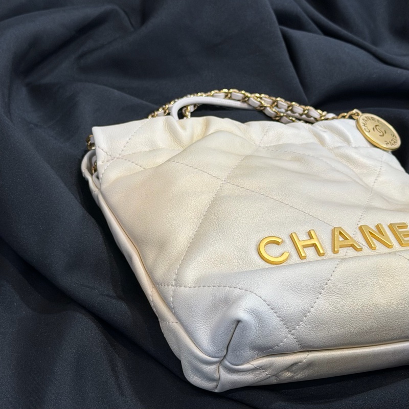 CHANEL MINI 22 珠光白金釦/晶片-3