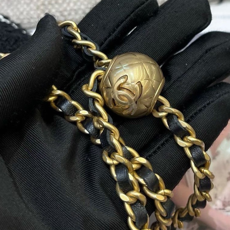 99新 Chanel香奈兒黑白格毛呢金球  芯片款-5