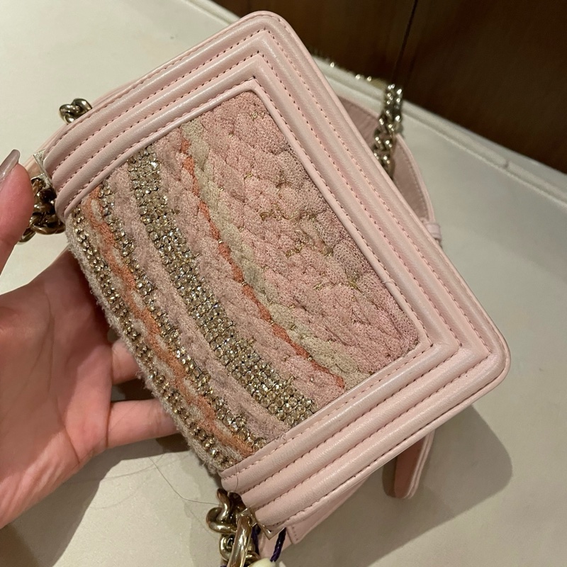 ✨Chanel香奈兒mini leboy 水鑽粉色包斜背包單肩包，銀扣❤️正品-1