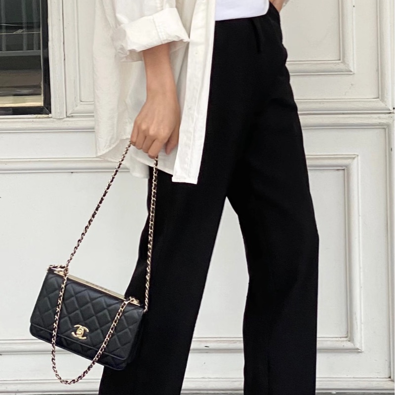 香奈兒CHANEL黑色羊皮淡金釦Trendy CC WOC斜背發財包A80982-4