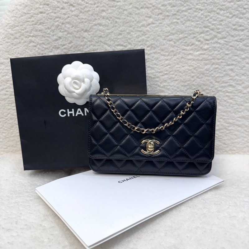 香奈兒CHANEL黑色羊皮淡金釦Trendy CC WOC斜背發財包A80982-7