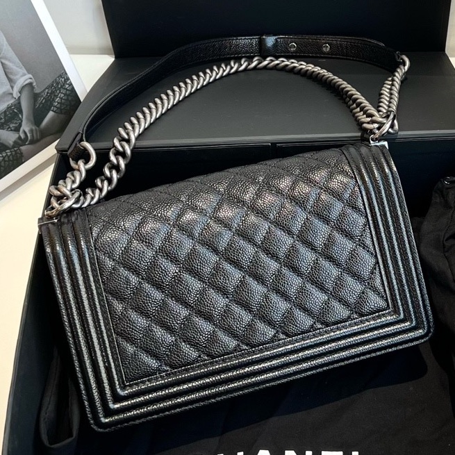 CHANEL 香奈兒 黑銀牛leboy 20開 底長25-2