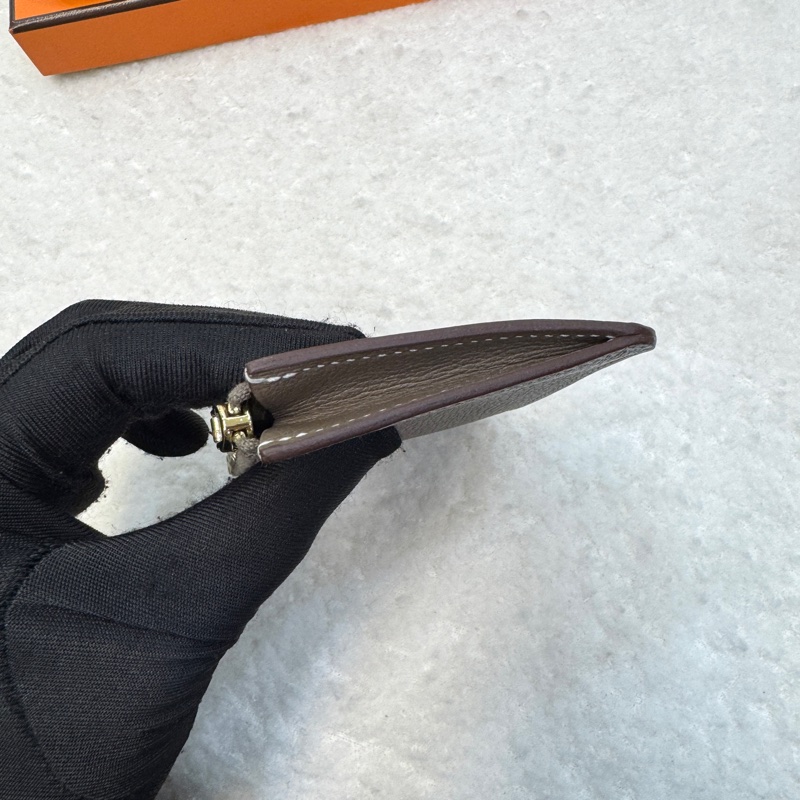 愛馬仕HERMES 18大象灰Evercolor皮Constance Slim Compact 腰包錢包H082214C-19