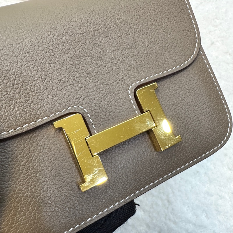 愛馬仕HERMES 18大象灰Evercolor皮Constance Slim Compact 腰包錢包H082214C-22