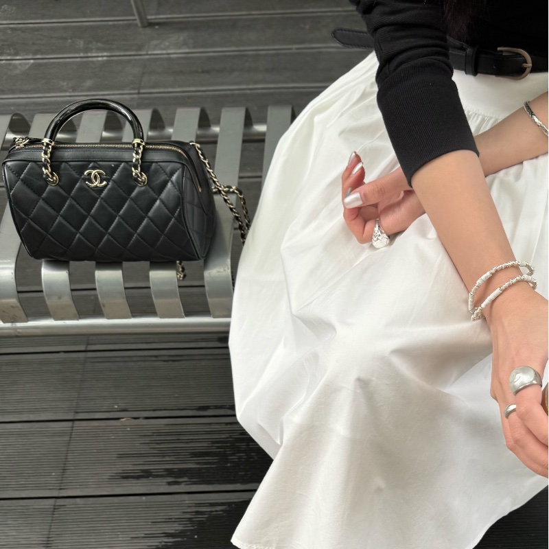 CHANEL香奈兒黑金25C波士頓保齡球手提斜挎包 閒置全配🈶購證-42