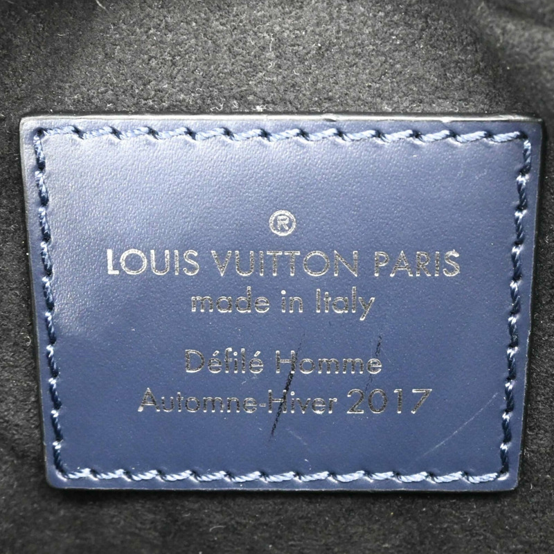 路易威登 (LOUIS VUITTON) Danube PM 單肩背包 Epi Monogram Eclipse 黑/海軍藍 M53421-9