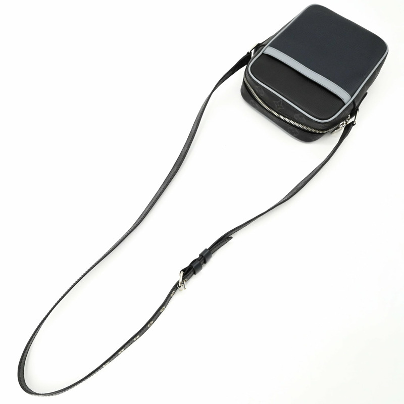 路易威登 (LOUIS VUITTON) Danube PM 單肩背包 Epi Monogram Eclipse 黑/海軍藍 M53421-12