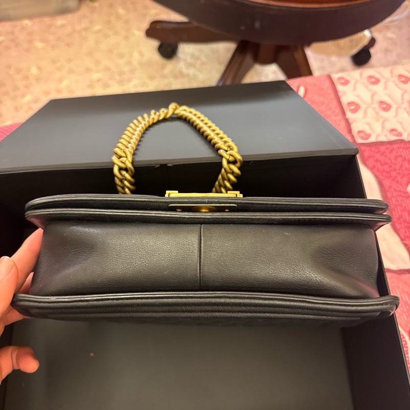 Chanel Boy 25 Bag黑色大型菱格紋包（金扣）-4
