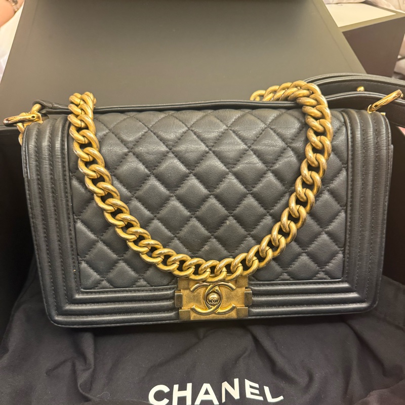 Chanel Boy 25 Bag黑色大型菱格紋包（金扣）-5