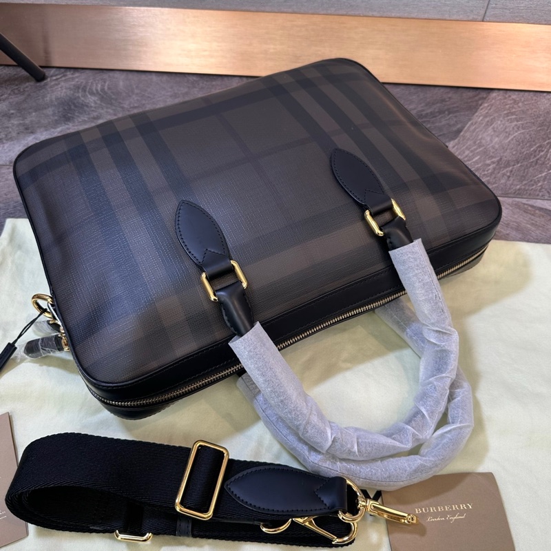 Burberry 博柏利 London 經典格紋公文包 手提單肩斜挎包 PVC拼皮革-5