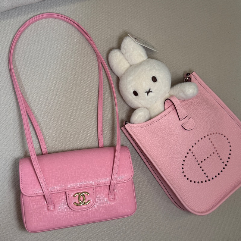 （全新K刻💕）Hermes 愛馬仕 mini Evelyne 16  新櫻花粉 粉色 牛皮  肩背包-0