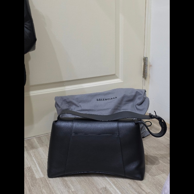 美品95新 Balenciaga 巴黎世家 Downtown all black 牛皮-1
