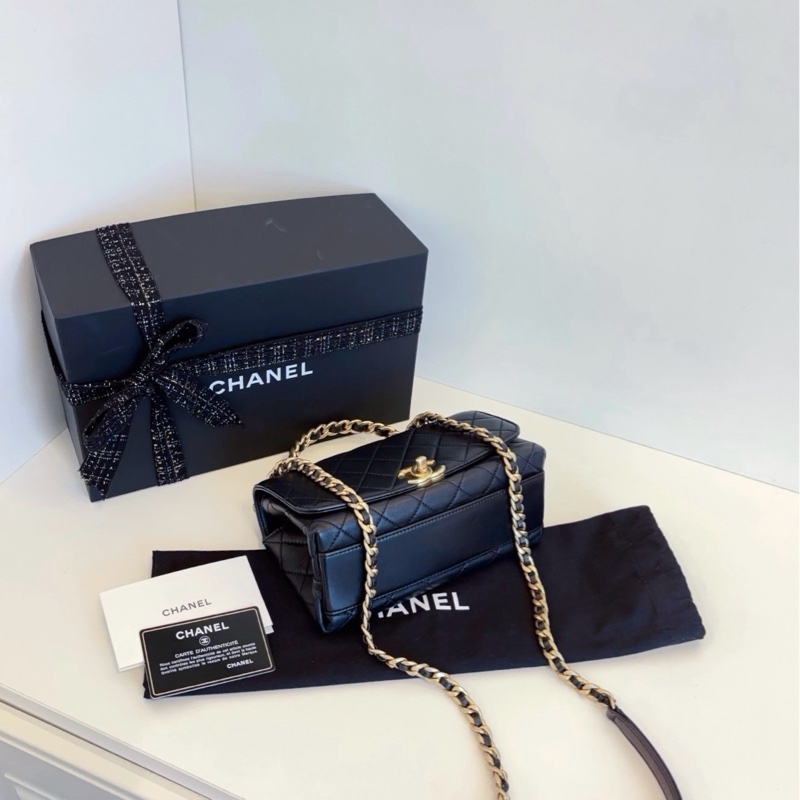 ✨Chanel top handle 黑金手柄郵差包 99新大全配🖤-8