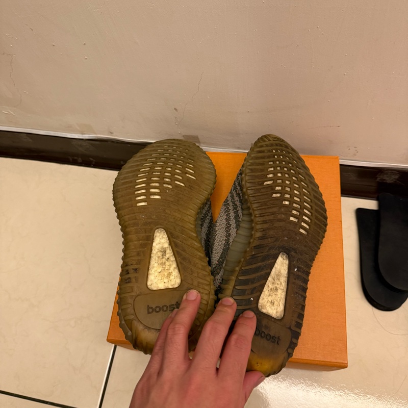 Adidas Yeezy Boost 350 V2 "Beluga-3
