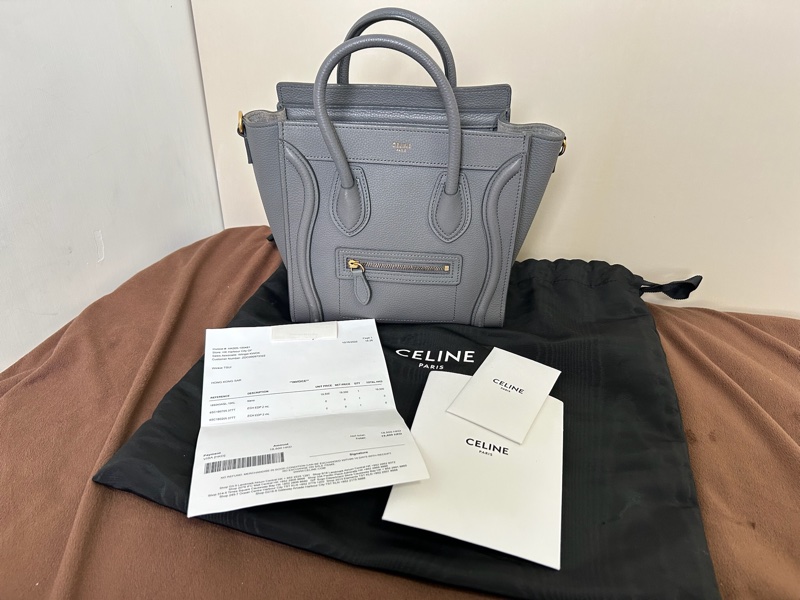 Celine 小牛皮袖珍型 LUGGAGE手袋（Nano )9成新-3