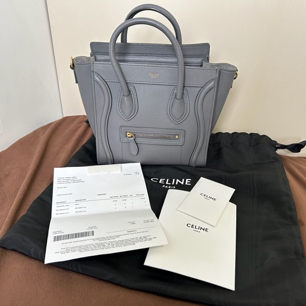 Celine 小牛皮袖珍型 LUGGAGE手袋（Nano )9成新-16