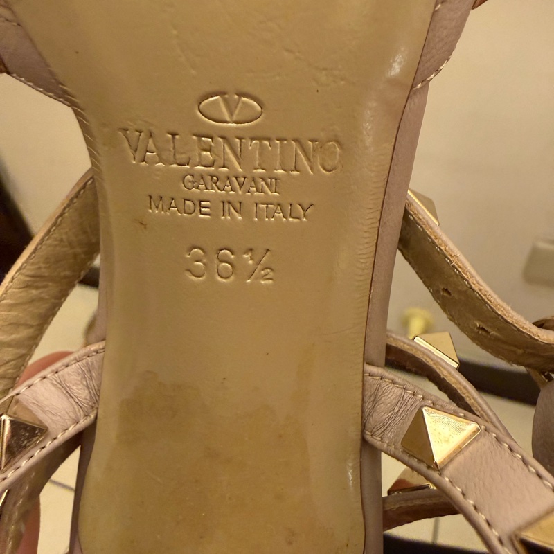 Valentino Rockstud 經典鉚釘高跟鞋 (裸粉色)-4