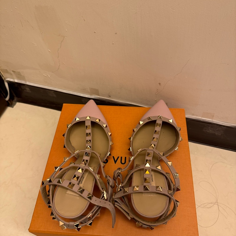 Valentino Rockstud 經典鉚釘高跟鞋 (裸粉色)-6
