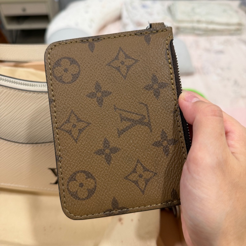 Louis Vuitton Marelle奶油白水波紋-1