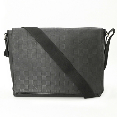 路易威登 Damier Infini District 中型單肩包，黑色 N41038