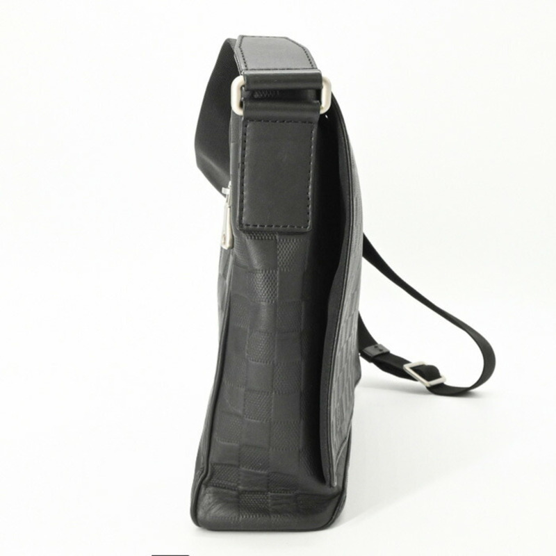 路易威登 Damier Infini District 中型單肩包，黑色 N41038-2