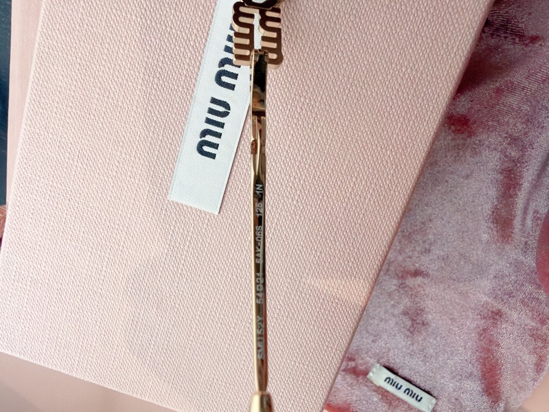 二手精品自賣❤️Miu Miu粉色鏡片*金框logo太陽眼鏡🕶️.金屬細框墨鏡.近新全配-12